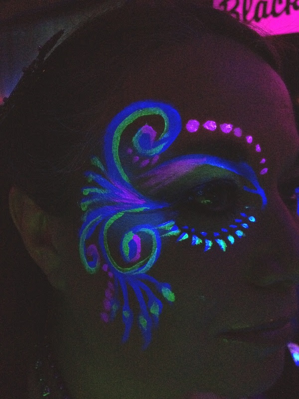 Black Light Body Painting Body painting, Airbrush