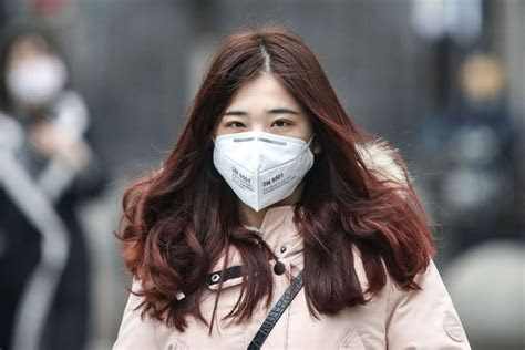 The surge in delta variant cases is rattling parts of asia. Coronavirus: face mask manufacturers to increase