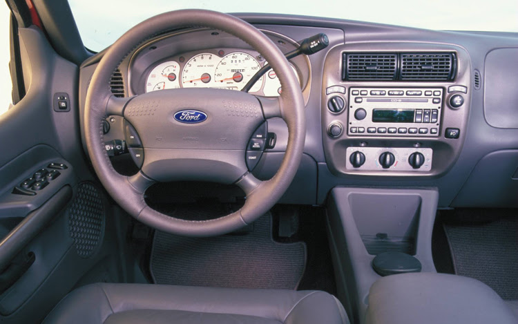 01 Ford Explorer Sport Trac Road Test