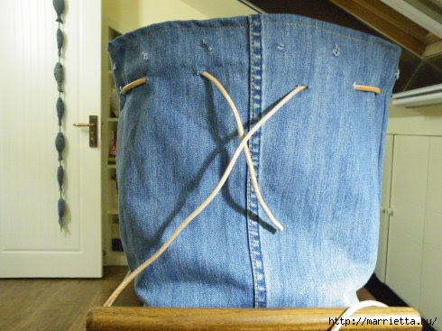 Сумка в спортивном стиле из старых джинсов (8) (490x367, 115Kb)