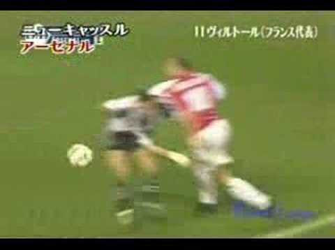 サッカー史上最も凄いゴールといえばベルカンプ先生のベルカンプターンからのゴールだよね ガハろぐnewsヽ W ｽﾞｺｰ
