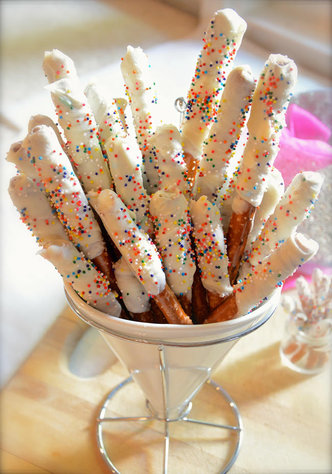 Birthday Cake Pretzels