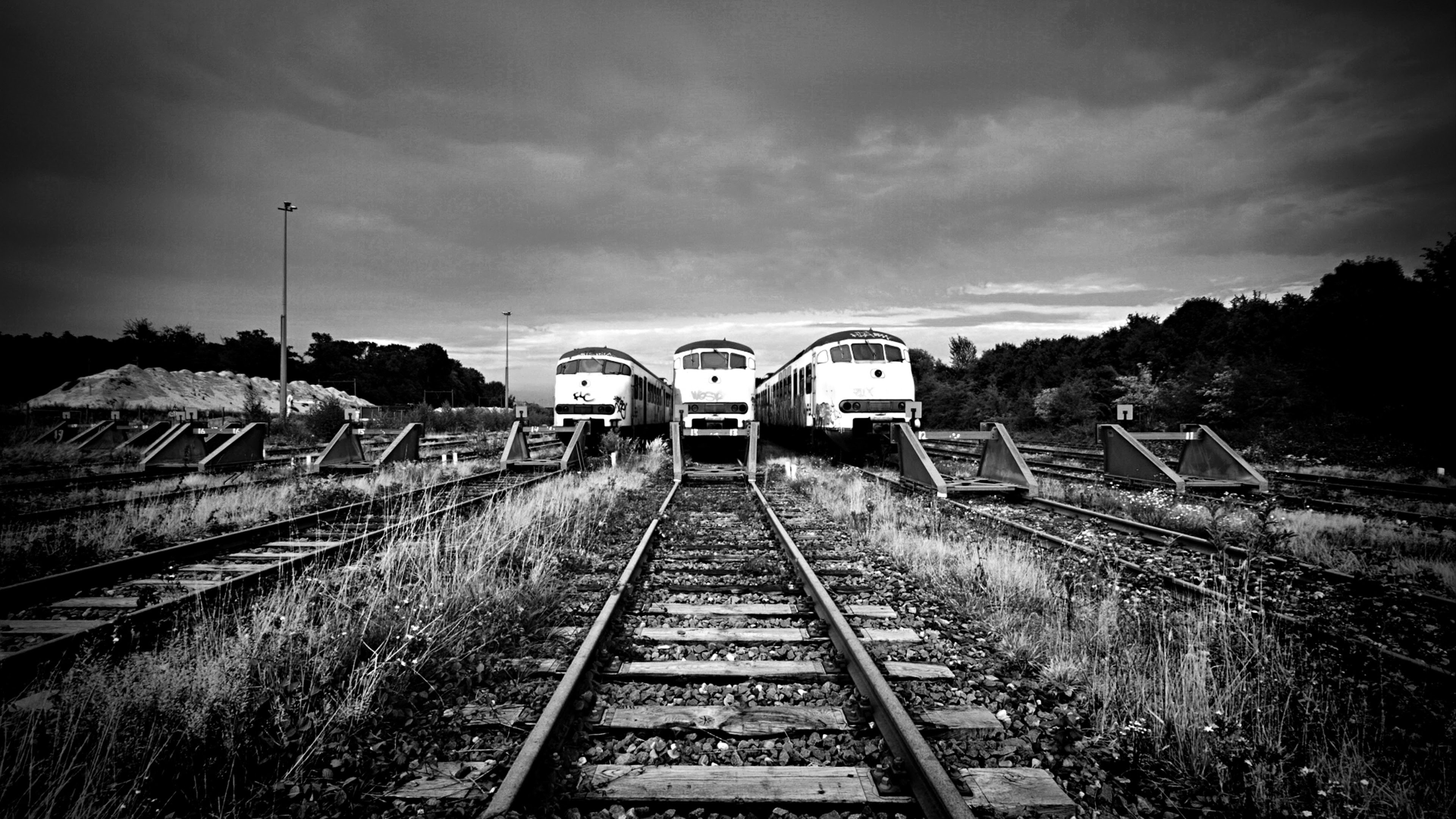 4K Black and White Wallpaper - WallpaperSafari