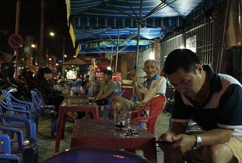 a 8 JPG 2572 1426062190 Âm hưởng Đà Nẵng qua ly cà phê đêm