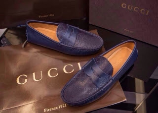 グッチコピー 靴 Gucci メンズ ドライビングシューズ トレンド デッキシューズ ブーツのブログ
