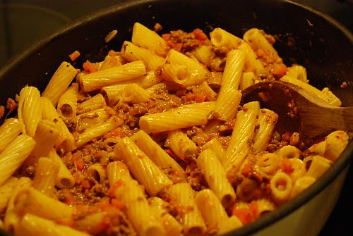 rigatonibolognese2