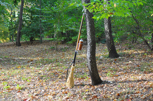 Griffon & Howl Touring Broom