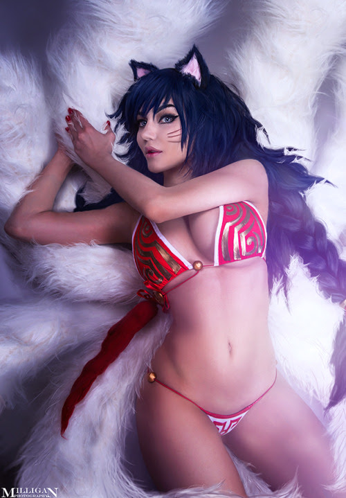 cosplay-galaxy: LoL - Ahri by MilliganVick