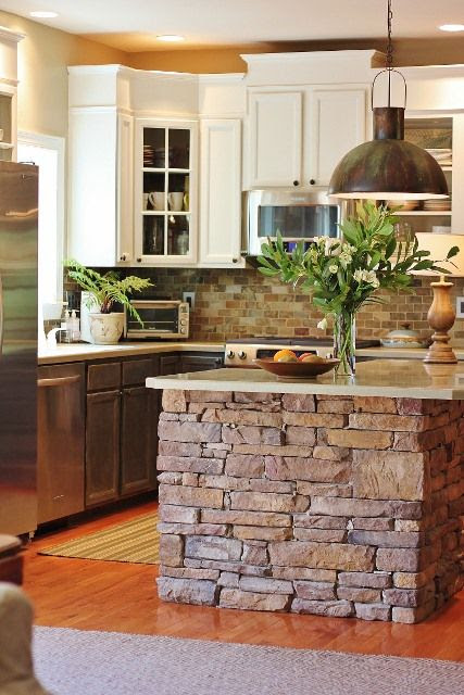 stone = amazing kitchen island