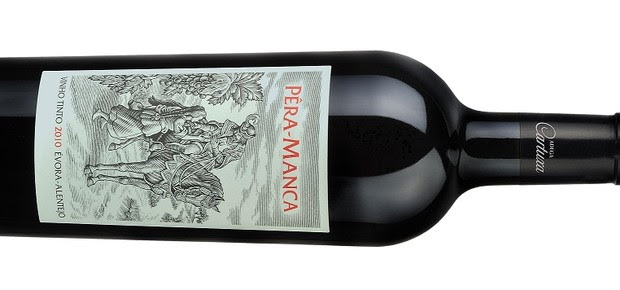 Garrafa da safra 2010 do vinho português Pêra-Manca, importado pela Adega Alentejana (Foto: Divulgação)