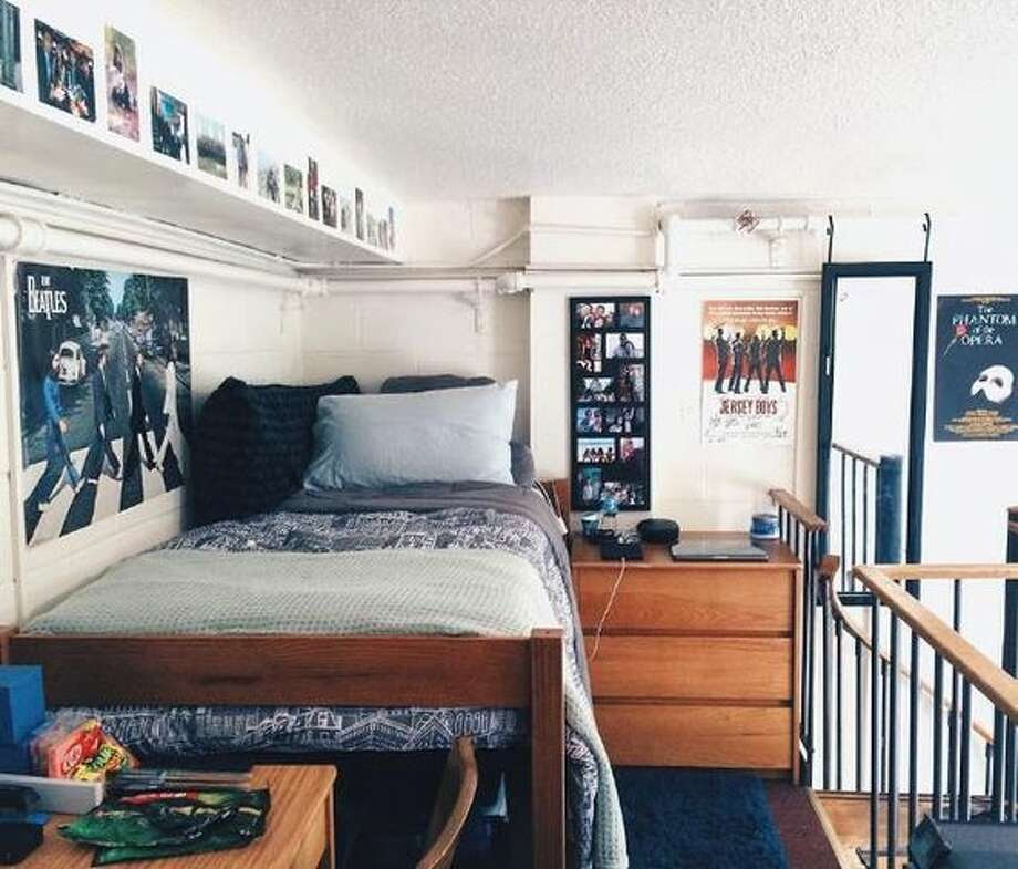 Dorm room decor inspiration for your #dormroomgoals ...