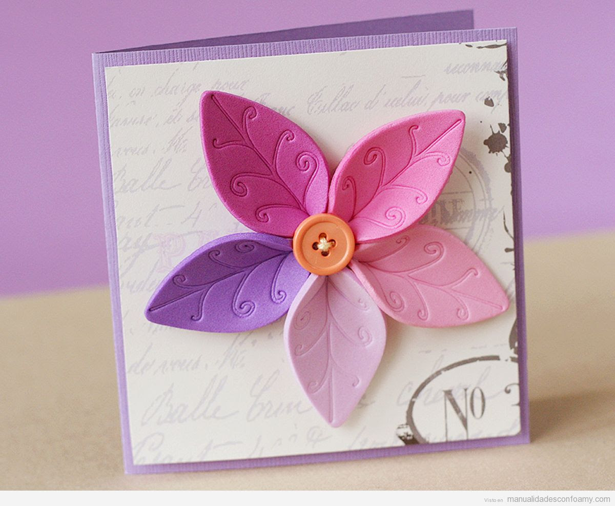 Preciosa flor de foam para decorar una postal 