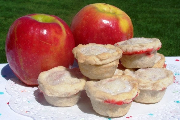 DIY Wedding or Party Favors - Tiny Pies Bite Size Pies One Dozen