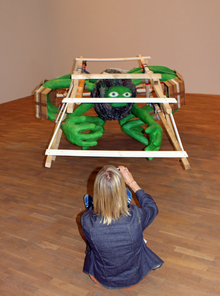 The Art Curator and the Giant Green Spider