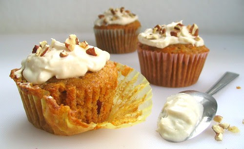 Carrot Cupcake with Maple Cream Cheese Frosting