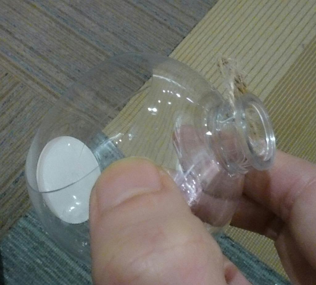 セリアにこんなんあった キスゴム刺して水草ポットに使えそう 径があえばポピーグラスみたいになるかも アクアルバム