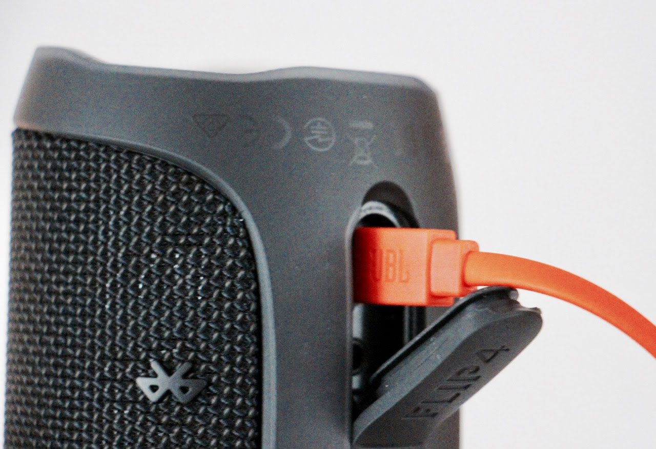 Test JBL Flip 4: Was kann der Bluetooth-Bestseller? – LowBeats