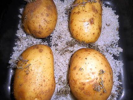 Pommes De Terre Au Four Et Creme Au Paprika