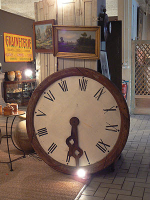 horloge isle sur sorgue.jpg