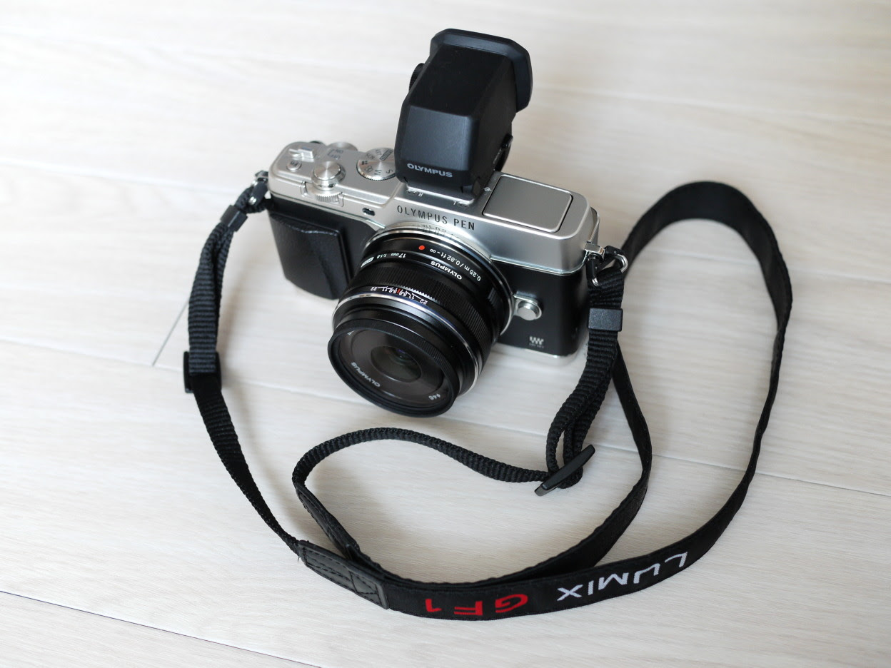 Pen E P5にacru アクリュ のレザーカメラストラップ パナソニック Lumix Gf1と共に過ごす日々