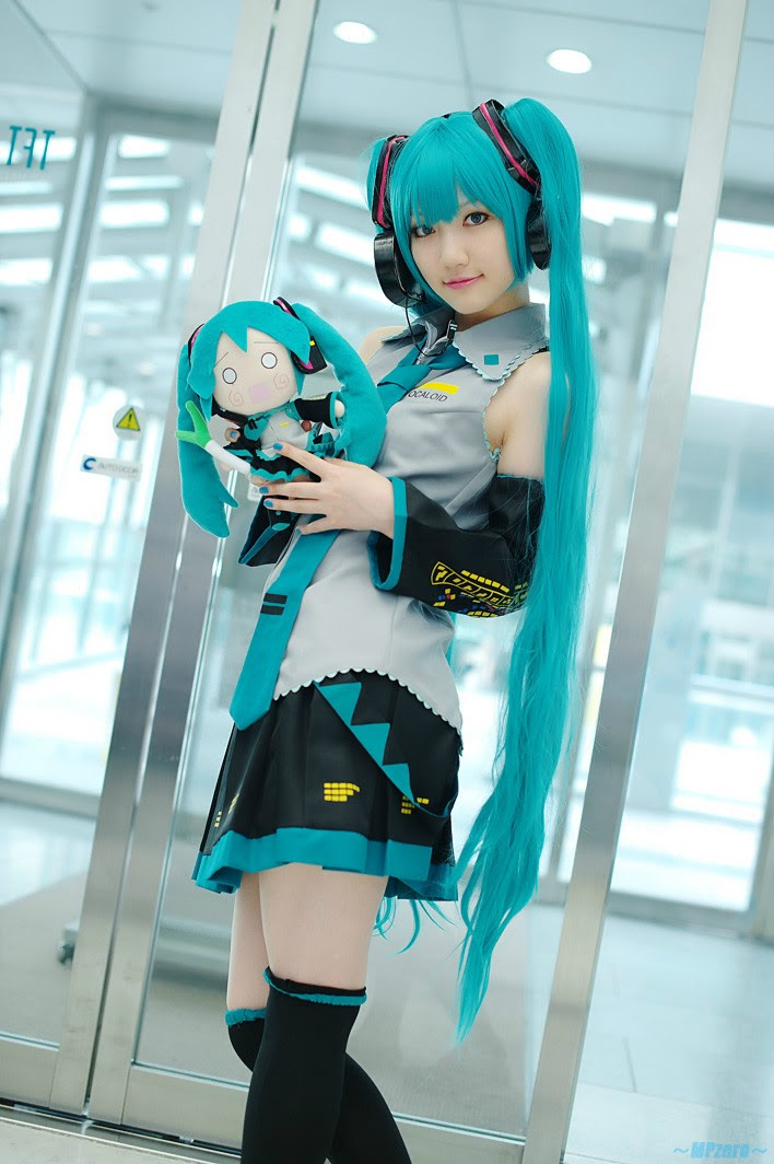 GALERI COSPLAY VOCALOID - HATSUNE MIKU (1)  KABAR kaBARU