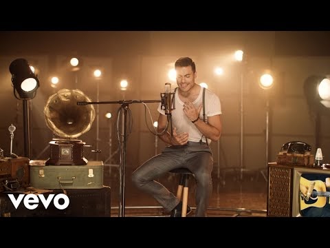 Carlos Rivera - Vuelves (Si Fuera Mía) (Video Oficial)
