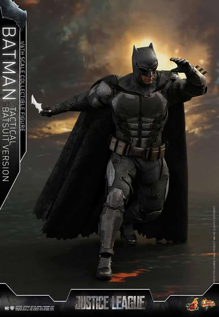 Traje táctico de Batman en la Liga de la Justicia