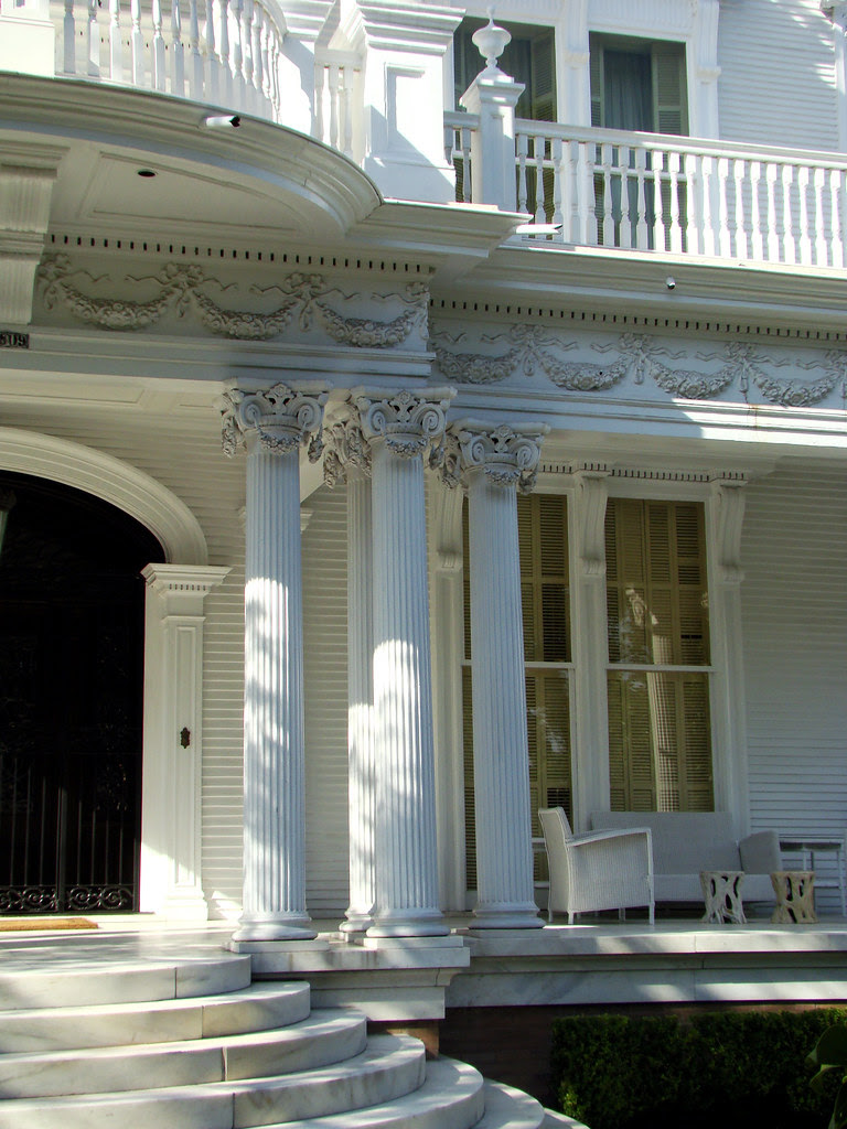 Dutchbaby New  Orleans  Wedding  Cake  House 