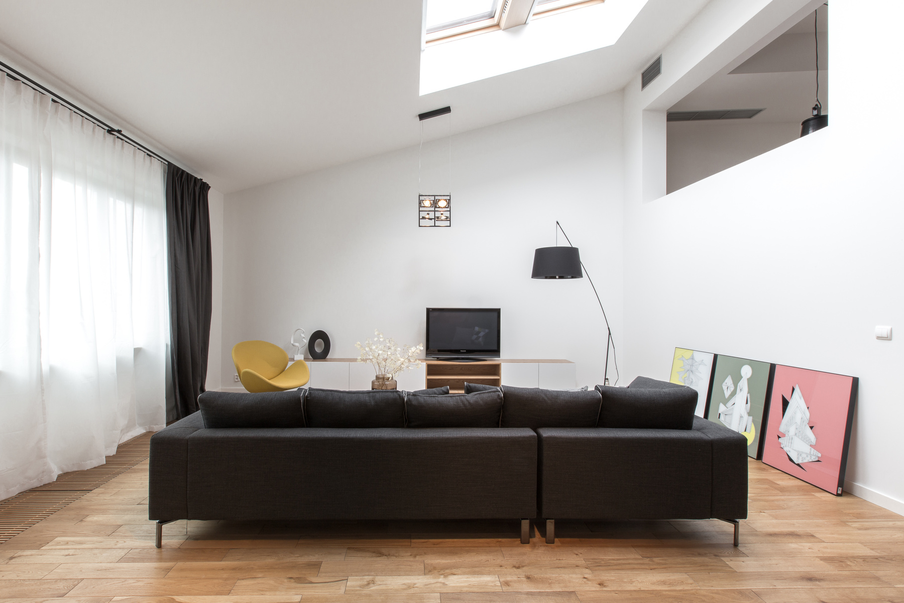 25 Modern Living Rooms with Cool Clean Lines
