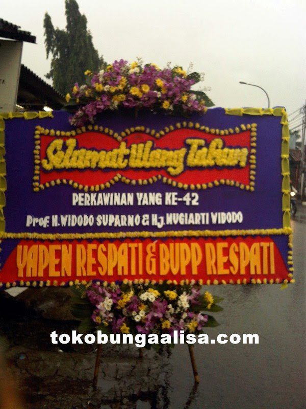 Bunga Papan Ulang Tahun / Dirgahayu - tokobungaalisa.com