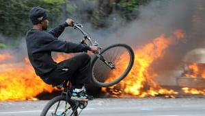 Suspect Dies Baltimore