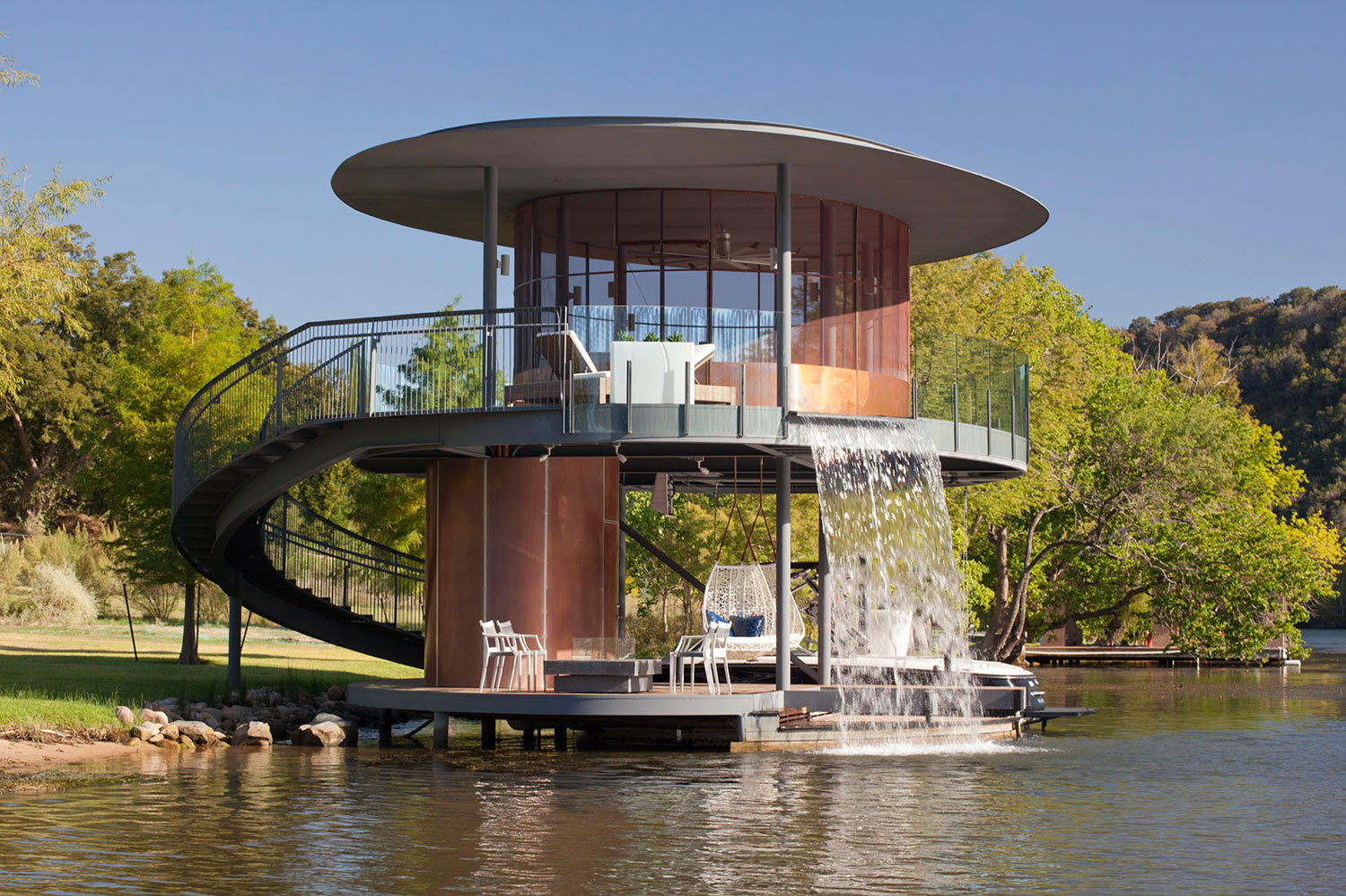Shore Vista Boat Dock by Bercy Chen Studio