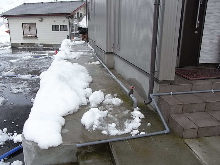 地下水で雪を消す 融雪設備