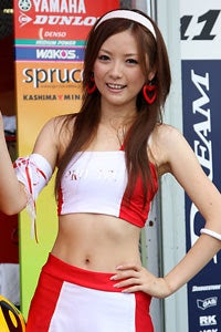 スーパーバイク ピットウォーク Toriですが 後ろ向き時々前向き