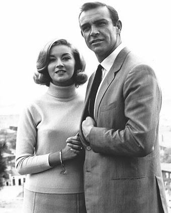 Daniela Bianchi and Sean Connery