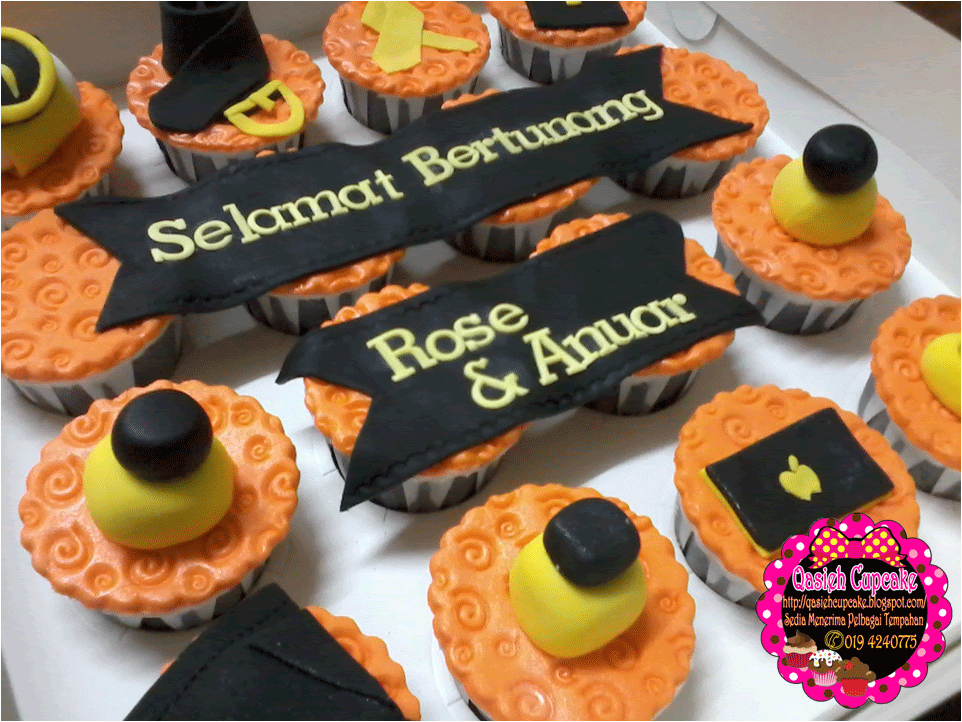 Qasieh Cupcake ♥: Cup Cake Fondant dan Apam Polkadot
