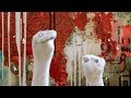 Premiera: pacynkowy show od Mike'a Shinody w teledysku do "Ghosts"
