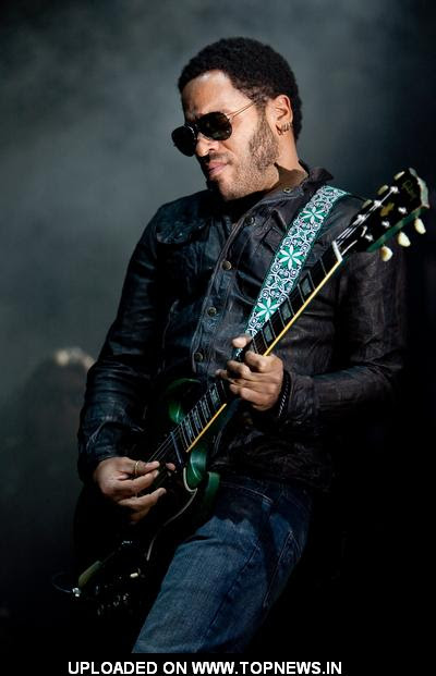 lenny kravitz 5. Lenny Kravitz in Concert at