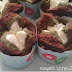 Bolu Kukus Mekar Coklat - Cara Membuat Bolu Kukus Mekar Coklat Yang Renyah Resep Masakan Bunda - Siapkan loyang, olesi dengan mentega dan taburi tepung terigu pada permukaannya.