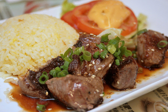 Japanese style grilled cubed beef fillet