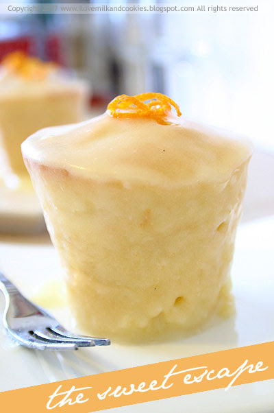 Little yoghurt and orange blossom cakes