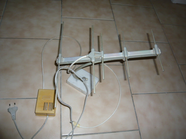 ANTENNE D'INTERIEUR TNT, CHOIX & CRITERES - Les forums de Satelliweb