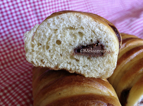 brioche tipo "flauti" al cioccolato