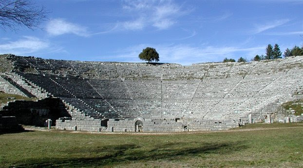 Perierga.gr - Τα αρχαία θέατρα «κουρδίζονταν»!