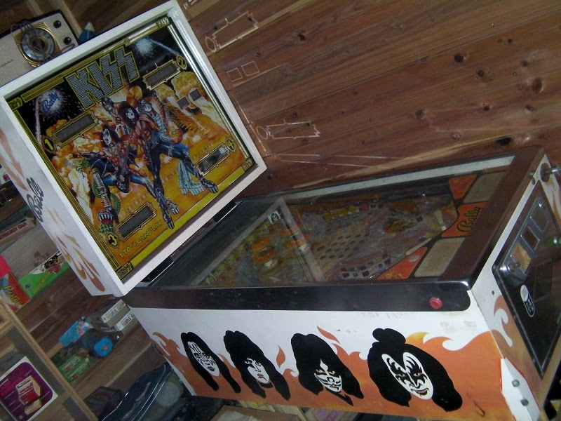 近所で入手した Bally社製のkiss Pinball は1978年製のビンテージ レトログッズコレクターの ｈｏｍｅな日常