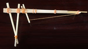 割り箸鉄砲 強力な連射銃の作り方 かっこいいセミオートで連発可能 なんでも情報発信局