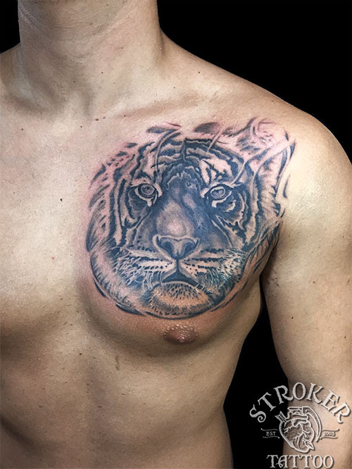 自由の女神 虎 腕に文字 Stroker Tattoo