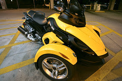 can am spyder
