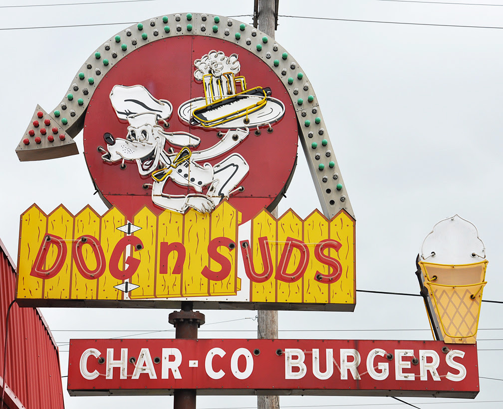Dog n Suds Drive-in Restaurants | RoadsideArchitecture.com