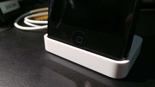 iPhone 5 S Dock